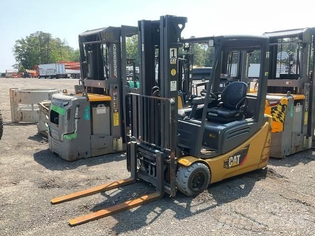 CAT MH 2ET4000 전동 지게차