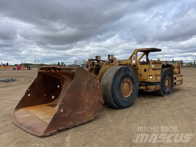 CAT R1700 지하 광산용 로더