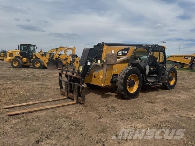 CAT TL943 텔러 핸들러