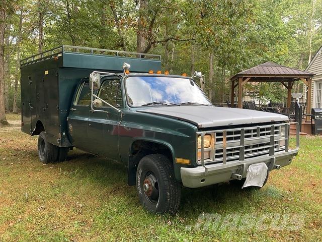 Chevrolet 2500 시립/다목적 차량