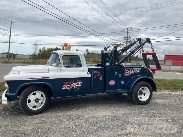 Chevrolet 3100 회수 차량