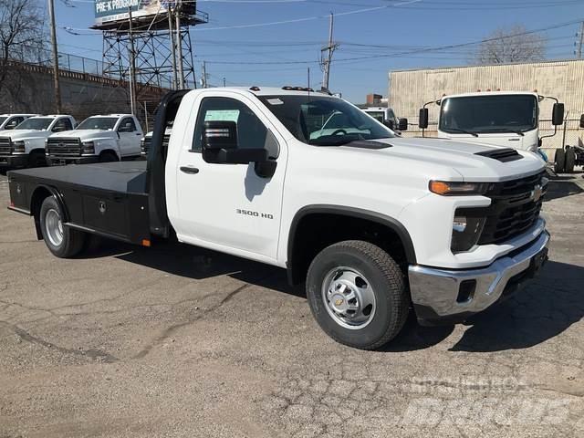 Chevrolet 3500 플랫베드/드롭사이드 트럭