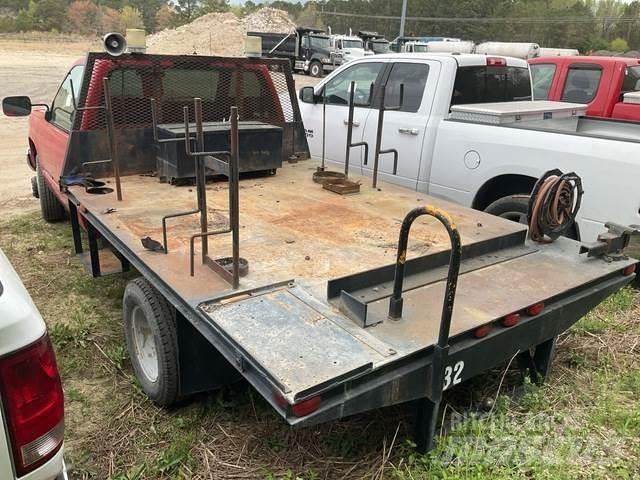 Chevrolet 3500 플랫베드/드롭사이드 트럭