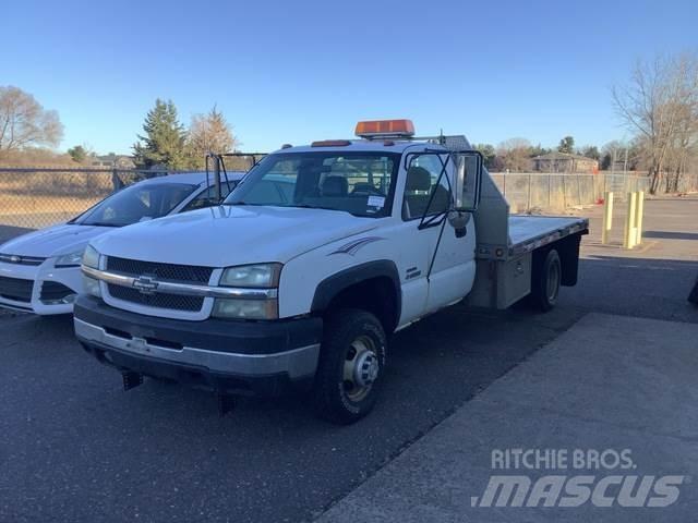 Chevrolet 3500 플랫베드/드롭사이드 트럭