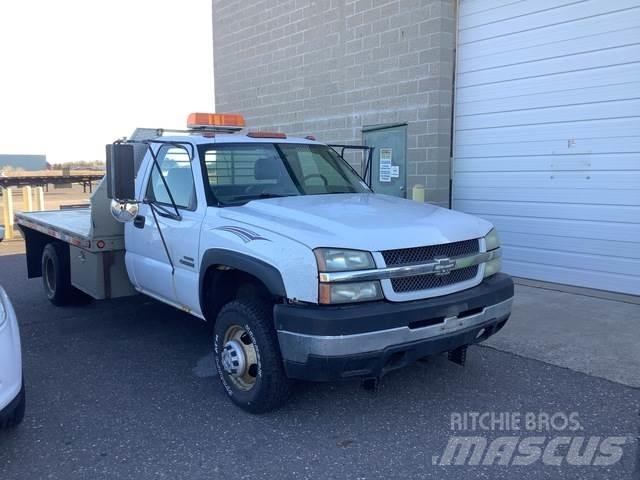 Chevrolet 3500 플랫베드/드롭사이드 트럭