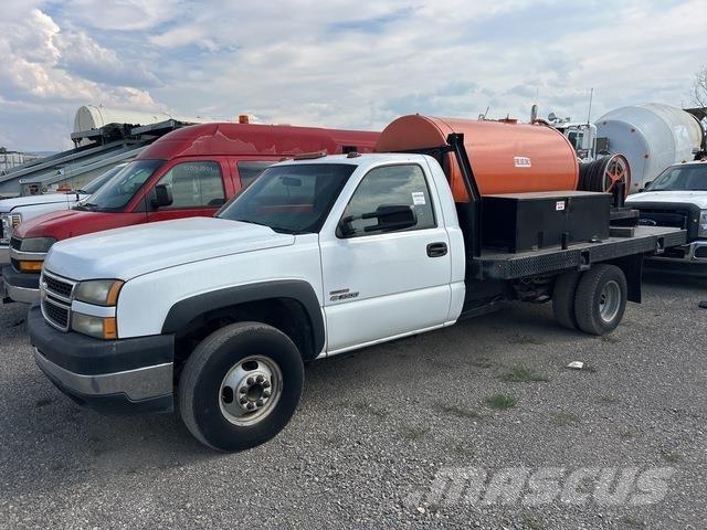 Chevrolet 3500 플랫베드/드롭사이드 트럭