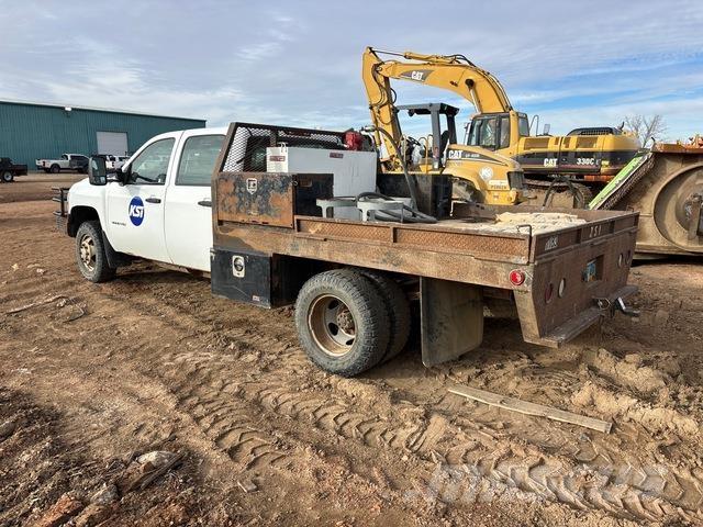 Chevrolet 3500 플랫베드/드롭사이드 트럭