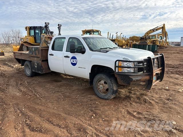 Chevrolet 3500 플랫베드/드롭사이드 트럭