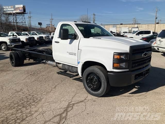 Chevrolet 5500 캐빈 및 인테리어