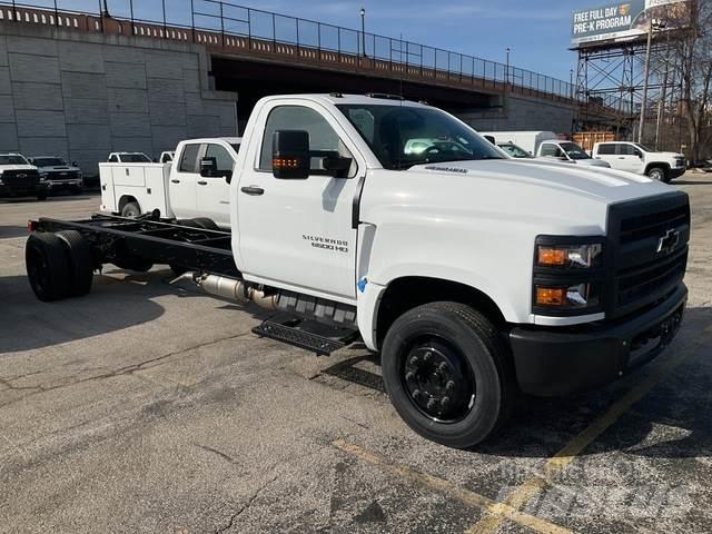 Chevrolet 6500 캐빈 및 인테리어