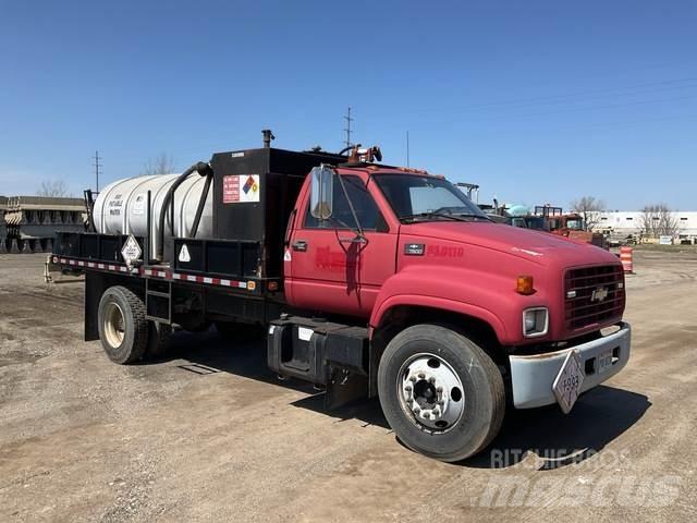 Chevrolet 7500 플랫베드/드롭사이드 트럭