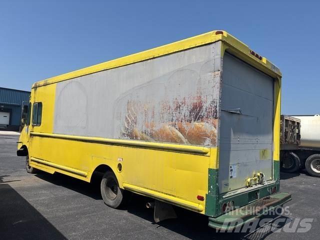 Chevrolet P30 박스 바디