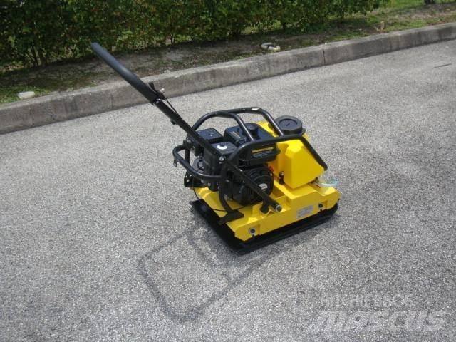 Cormac HP-C95T 진동롤러