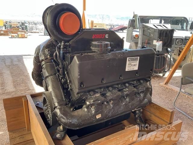 Cummins V903 엔진