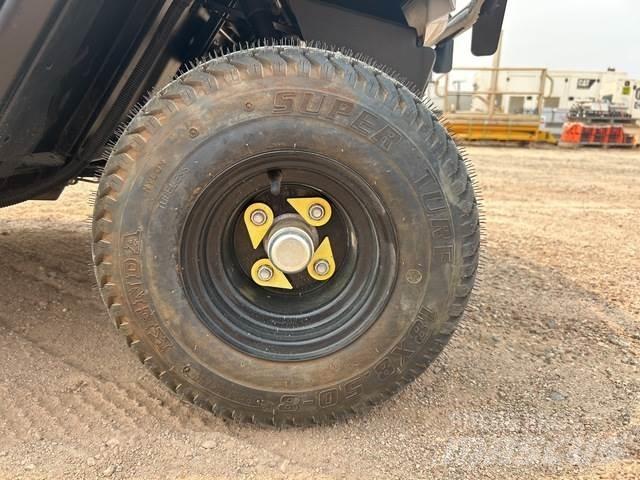 Cushman 800E 건설 장비 - 기타