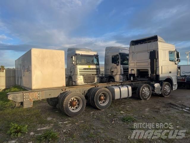 DAF XF105 새시 운전실 트럭