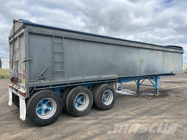  Debora Downs 티퍼 트레일러