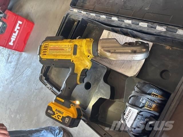 DeWalt DCE300 건설 장비 - 기타