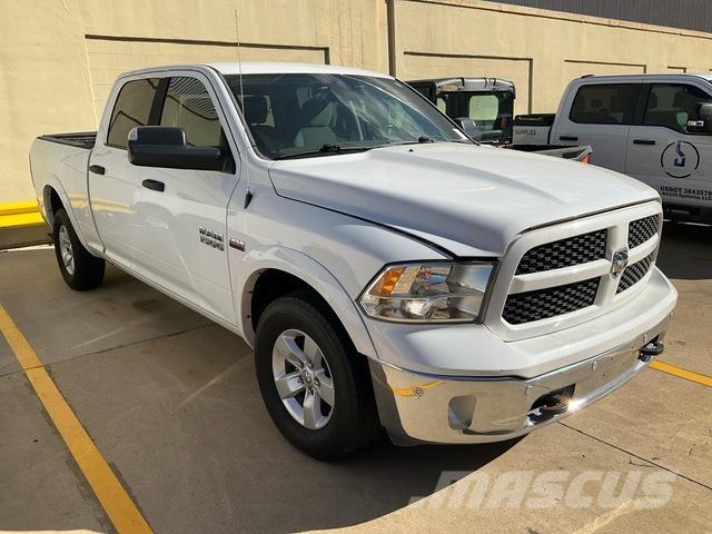 Dodge Ram 1500 픽업/드롭사이드