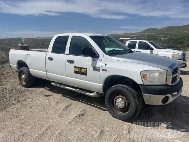Dodge Ram 2500 기타