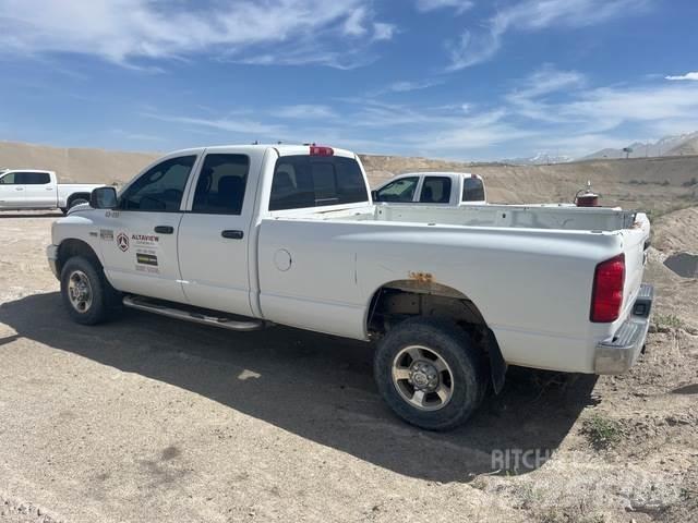 Dodge Ram 2500 기타