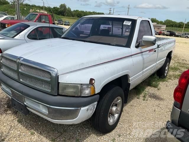 Dodge Ram 2500 기타