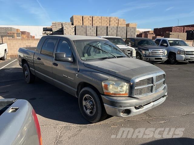Dodge Ram 2500 픽업/드롭사이드