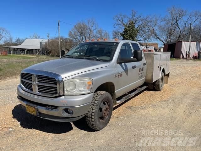 Dodge Ram 3500 픽업/드롭사이드