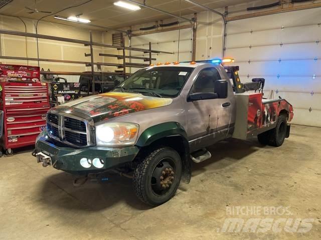 Dodge Ram 5500 회수 차량