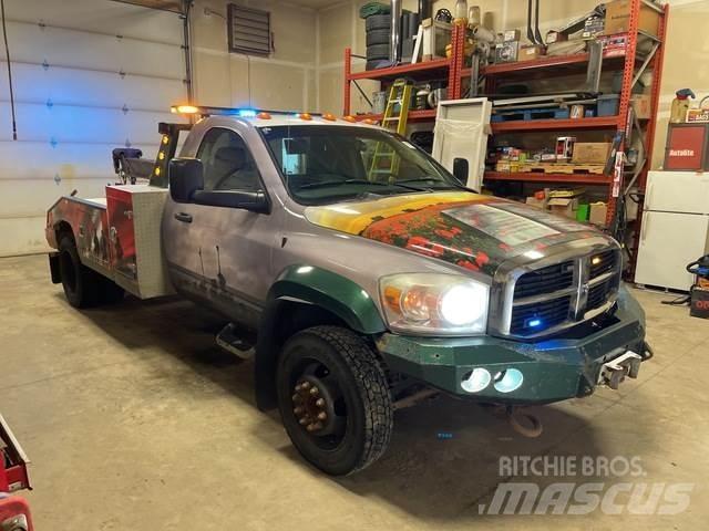 Dodge Ram 5500 회수 차량