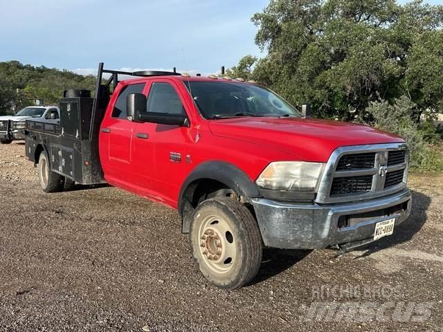 Dodge Ram 5500 플랫베드/드롭사이드 트럭