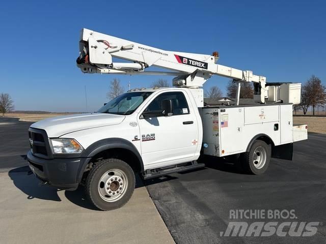 Dodge Ram 5500 트럭 탑재 고소작업대