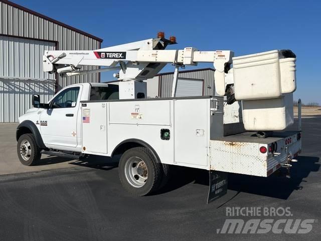 Dodge Ram 5500 트럭 탑재 고소작업대