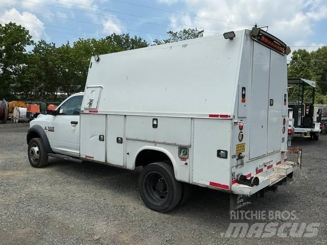 Dodge Ram 5500 픽업/드롭사이드