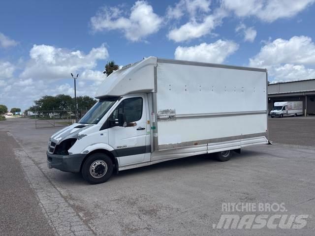Dodge Sprinter 탑차 트럭