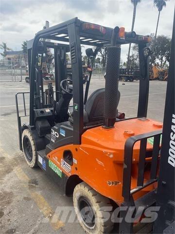 Doosan D30S7 그 외 지게차