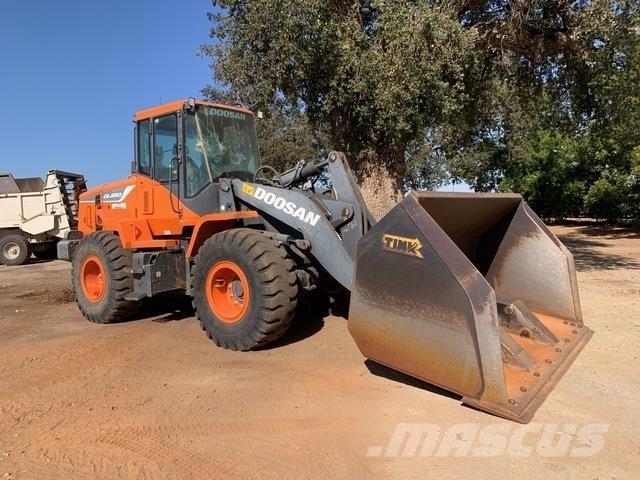 Doosan DL250-5  휠로우더