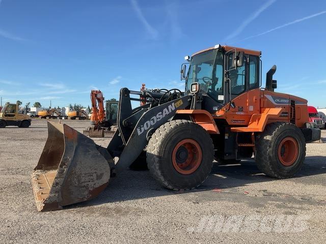 Doosan DL250-5  휠로우더