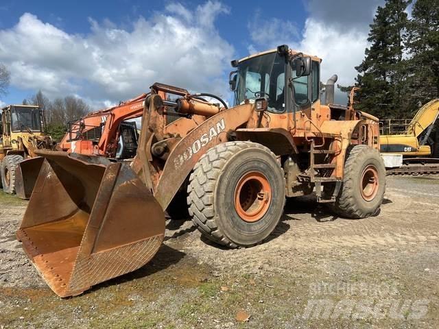 Doosan DL400  휠로우더