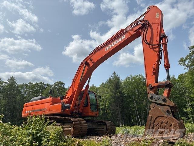 Doosan DX420LC 대형 굴삭기 29톤 이상