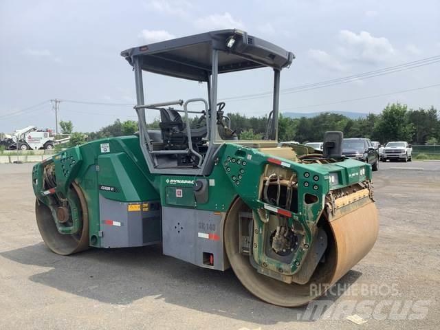 Dynapac CC4200 트윈 드럼 롤러