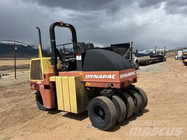 Dynapac CP142 공기 타이어 롤러