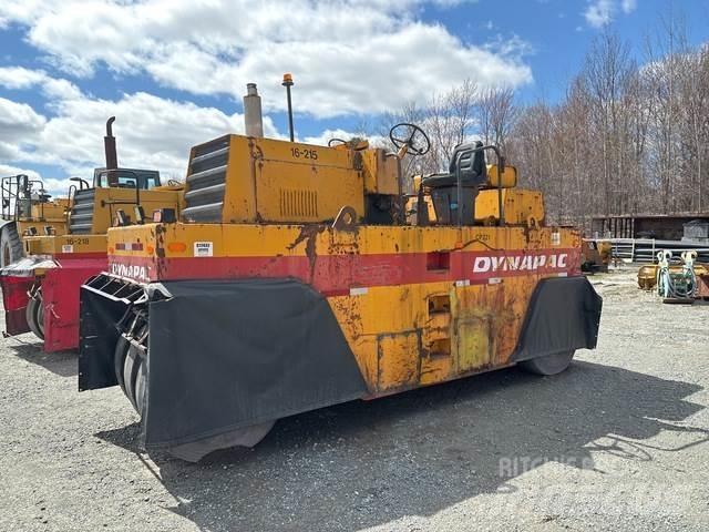Dynapac CP221 공기 타이어 롤러