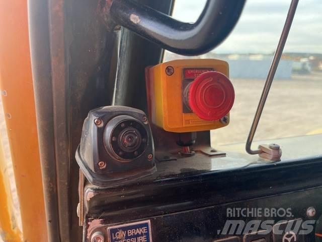  EMT 600 탱커 트럭