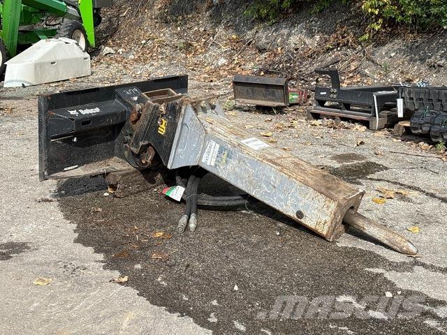 Epiroc EC70T 브레이커