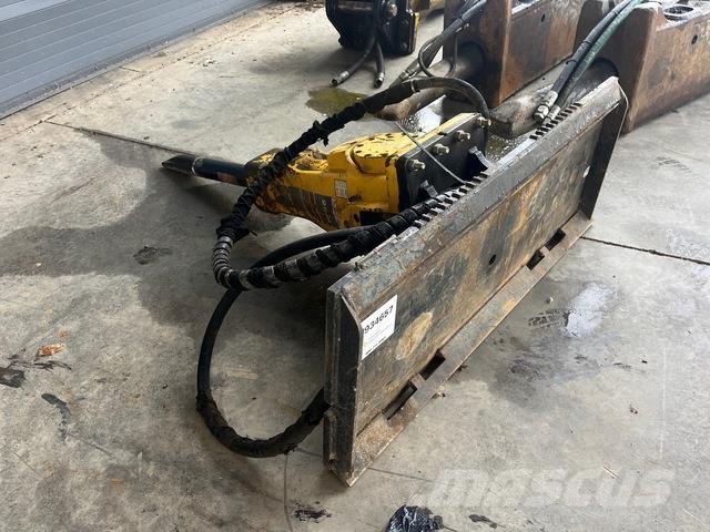 Epiroc SBU340 브레이커