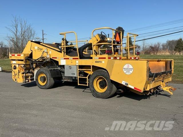 Etnyre  모래(염화칼슘) 살포기