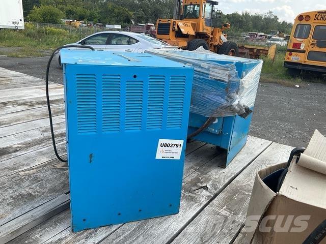 Exide  건설 장비 - 기타