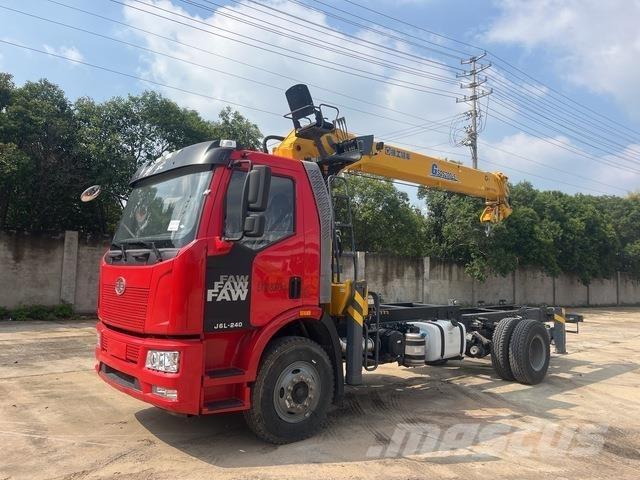 FAW J6L-240 크레인 트럭