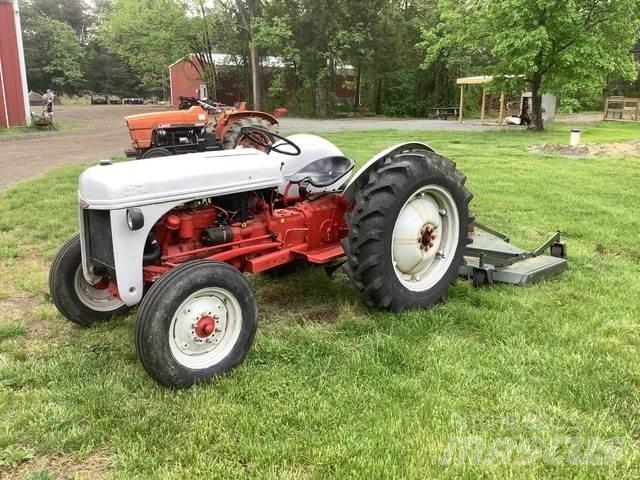 Ford 8N 트랙터